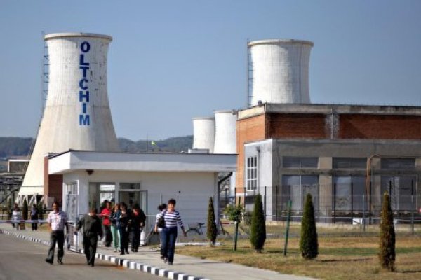 Autorităţile vâlcene, dispuse să preia un teren al Oltchim în contul datoriilor combinatului la buget